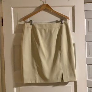 Classic Alfred sung skirt